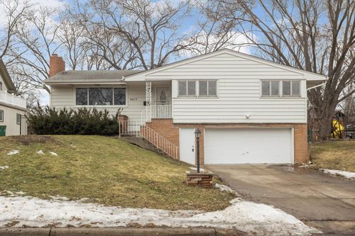4617 Maryland Ave N, Crystal, MN, 55428-5032 | Card Image