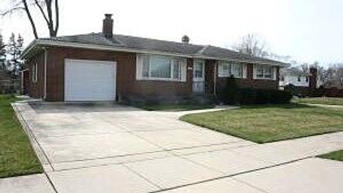 1481 W 54th Ave, Merrillville, IN, 46410-1368 | Card Image