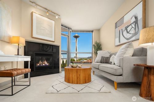apt-1104-2929 1st Ave, Seattle, WA, 98121-3032 | Card Image