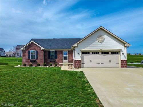 6667 Leestone Ave Ne, Canton, OH, 44721-4104 | Card Image