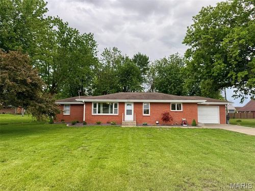 813 E Cleveland Street, Monroe City, MO, 63456 | Card Image