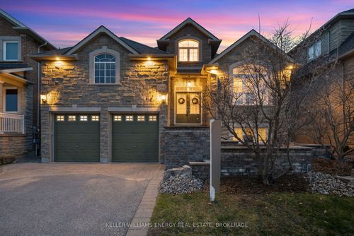 1044 Swiss Hts, Oshawa, ON, L1K3B4 | Card Image