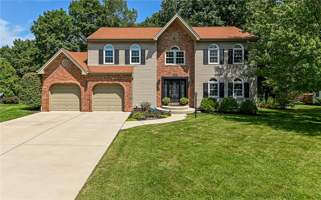 Woodbine Dr, Cranberry Township, PA 16066