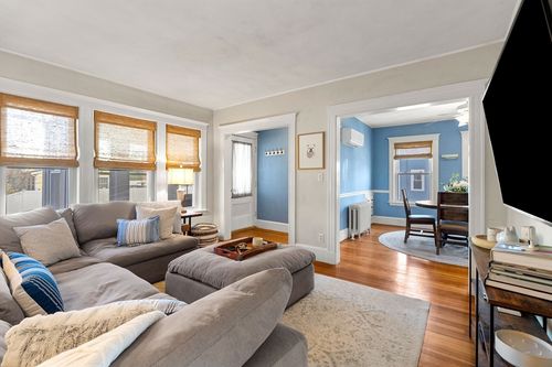 135-135 Thacher St, Milton, MA, 02186-2028 | Card Image