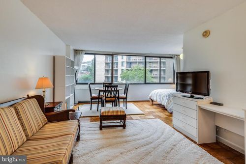 412-2201 L St Nw, WASHINGTON, DC, 20037-1411 | Card Image