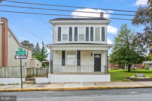 205 S Cherry St, MYERSTOWN, PA, 17067-1320 | Card Image