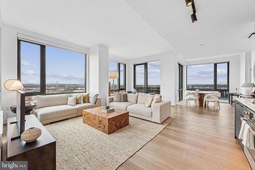 ph-2315-269 19th Ct S, ARLINGTON, VA, 22202-4198 | Card Image