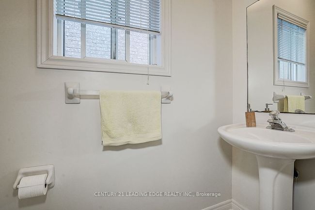 96 Tuscana Blvd, House other with 4 bedrooms, 3 bathrooms and 4 parking in Concord ON | Image 13