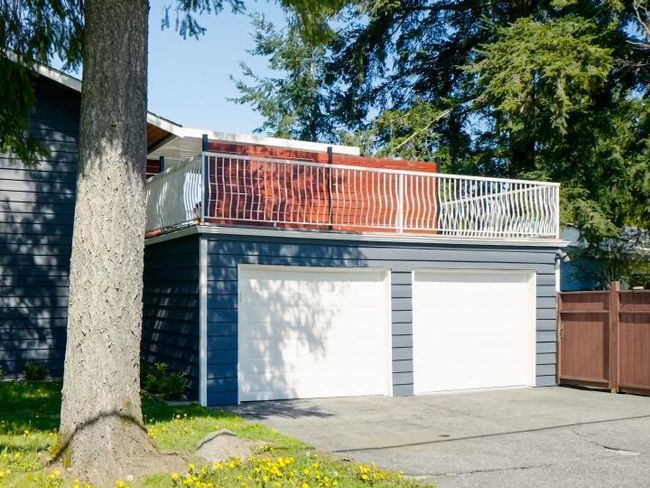 4012 204 B Street, House other with 5 bedrooms, 2 bathrooms and 8 parking in Langley BC | Image 3