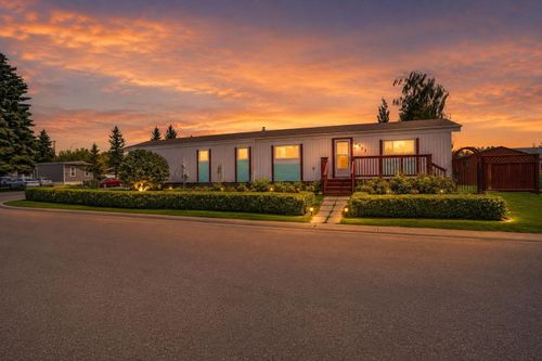903 Briar Cres, Strathmore, AB, T1P1E6 | Card Image