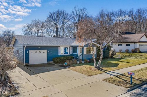 1030 11th St, Reedsburg, WI, 53959-1108 | Card Image