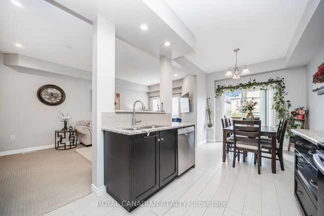 14 - 40 Dartmouth Gate, Condo with 3 bedrooms, 4 bathrooms and 1 parking in Hamilton ON | Image 18