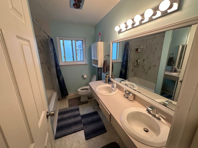 2319 Winston Dr, House other with 3 bedrooms, 2 bathrooms and null parking in Sterling Heights MI | Image 24