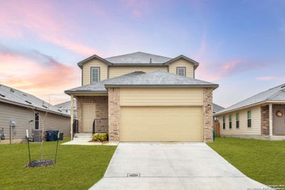 10539 Midsummer Mdw, House other with 4 bedrooms, 2 bathrooms and null parking in San Antonio TX | Image 1