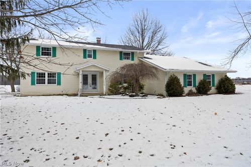39738 Banks Rd, Grafton, OH, 44044-9739 | Card Image