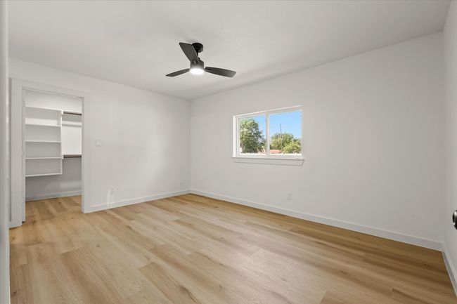 3932 Twin Falls St, House other with 4 bedrooms, 2 bathrooms and null parking in Irving TX | Image 17