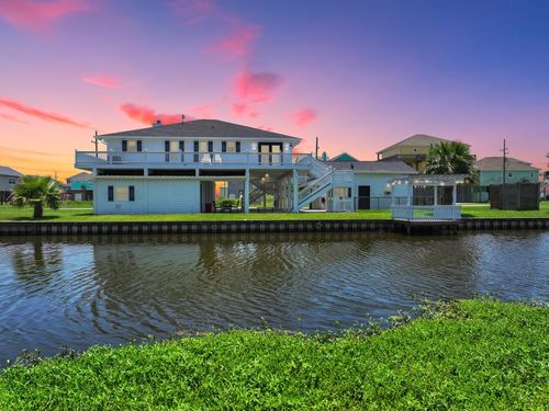 2583 Breaker Dr, Crystal Beach, TX, 77650 | Card Image