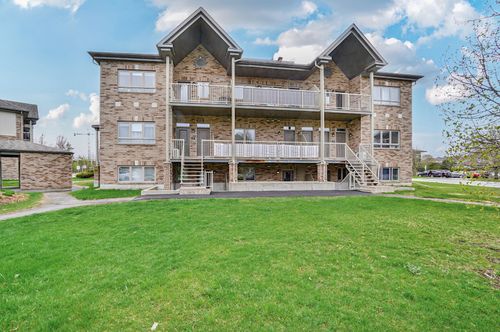 6-10 Rue De Munich, Gatineau, QC, J9J1N3 | Card Image