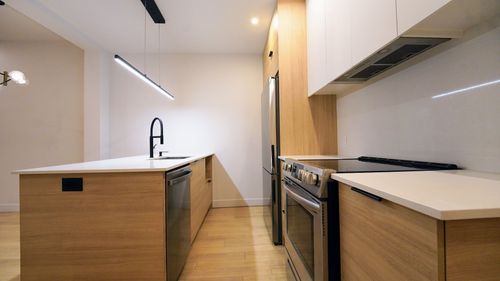 178 3e Av, Montréal, QC, H4G2X2 | Card Image