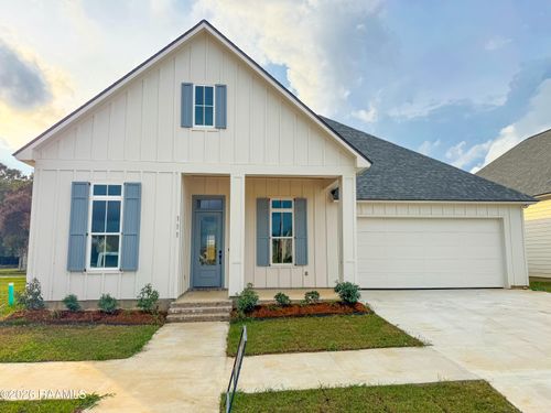 111 Parkview Dr, Lafayette, LA, 70503-2731 | Card Image