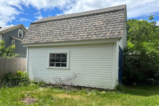 6 Brown St, House other with 3 bedrooms, 1 bathrooms and null parking in Bellows Falls VT | Image 4