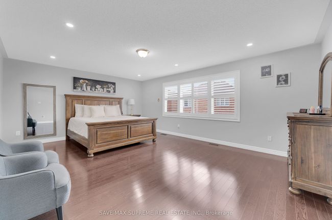22 Constance St, House other with 6 bedrooms, 6 bathrooms and 5 parking in Brampton ON | Image 18