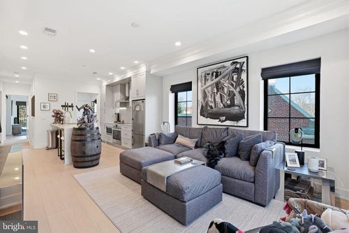 apt-6-2642 39th St Nw, WASHINGTON, DC, 20007-1205 | Card Image