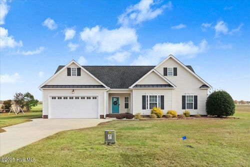 206 King James Way, Pikeville, NC, 27863-8398 | Card Image