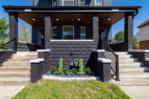 2710 Wreford St, Detroit, MI, 48208-1149 | Card Image