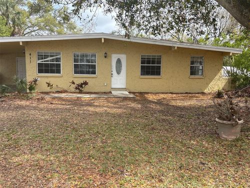 411 Shore Dr E, OLDSMAR, FL, 34677-3918 | Card Image