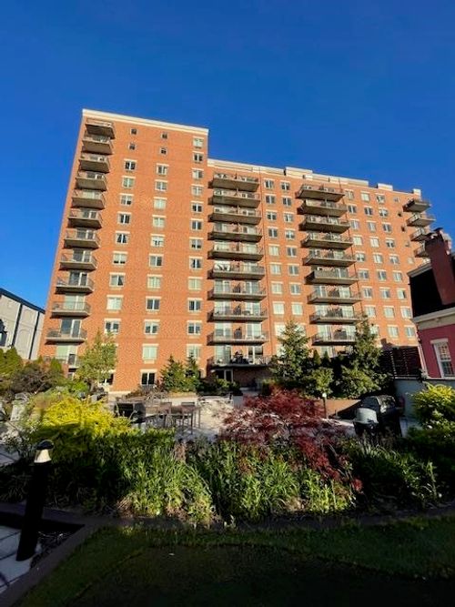 6e-3312 Hudson Ave, Union City, NJ, 07087-5946 | Card Image