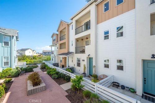 39-905 Madonna Rd, San Luis Obispo, CA, 93405-6573 | Card Image