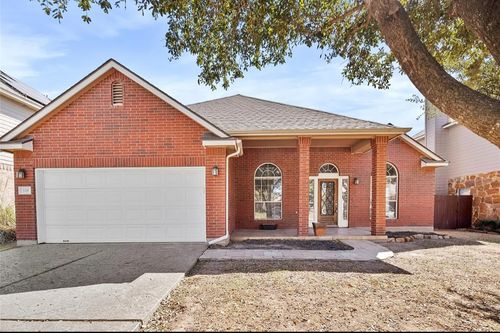 120 Emory Fields Dr, Hutto, TX, 78634-5544 | Card Image