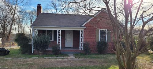 1107 Moody St, Greensboro, NC, 27401-4214 | Card Image