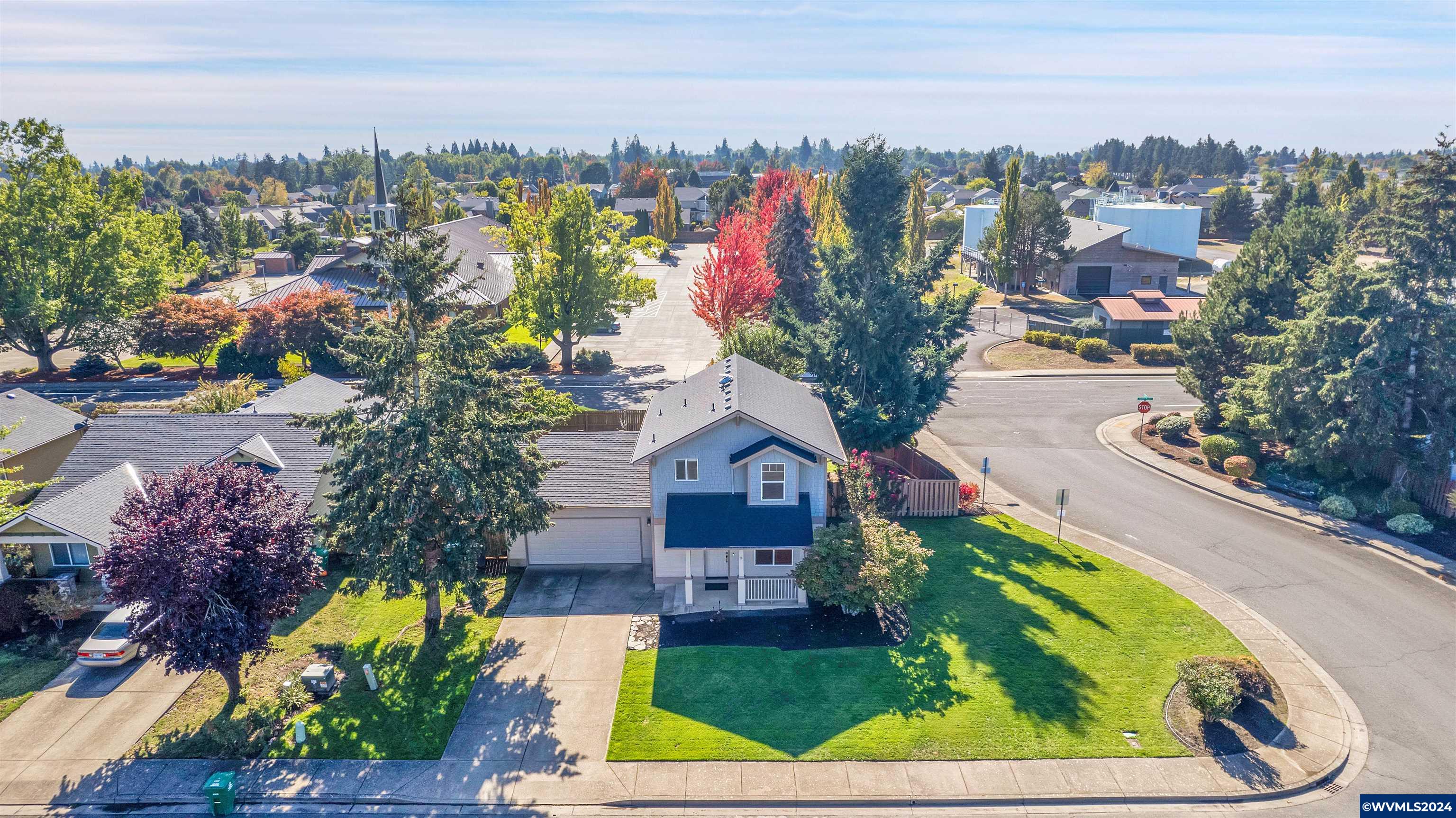Arlington Ave, Woodburn, OR 97071
