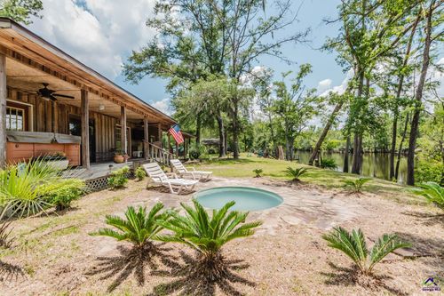 180 Shadydale Rd Road, Lumber City, GA, 31549 | Card Image