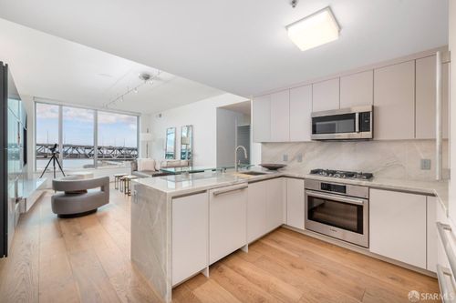 18e-338 Spear St, San Francisco, CA, 94105-6176 | Card Image