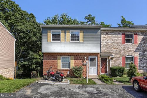 87 Queen Ave, ENOLA, PA, 17025-2338 | Card Image