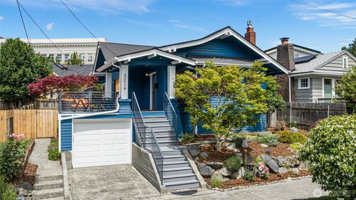 3214 S Byron St, Seattle, WA, 98144-6158 | Card Image