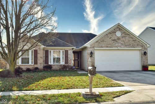 5769 Arlington Drive, Plainfield, IN, 46168 | Card Image