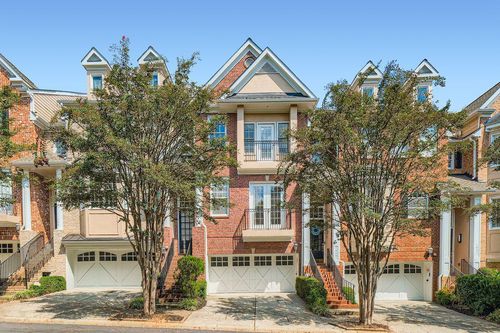 1051 Emory Parc Pl, Decatur, GA, 30033-4060 | Card Image