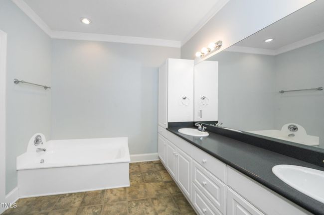 29-web-or-mls-1331 Langdon (25 of 33) | Image 27
