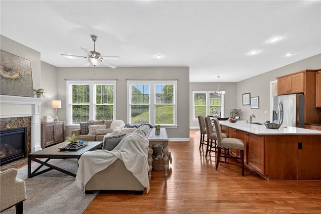 201 Venango Trl, House other with 4 bedrooms, 4 bathrooms and 2 parking in Mars PA | Image 10
