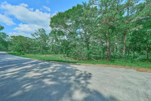 27592 Log Cabin Rd, Montgomery, TX, 77356 | Card Image