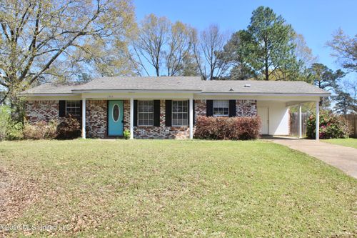 1305 Frances Ave Nw, Magee, MS, 39111-3121 | Card Image