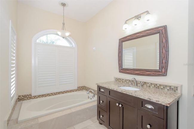 946 Allegro Ln, House other with 4 bedrooms, 3 bathrooms and null parking in APOLLO BEACH FL | Image 42