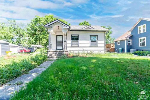 317 Ne 9th Street, Abilene, KS, 67410 | Card Image
