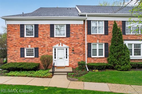 1460 Trailwood Path, Bloomfield Hills, MI, 48301-1729 | Card Image