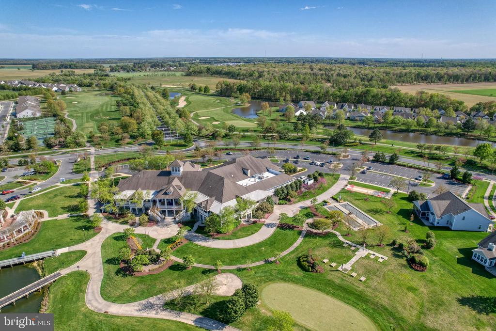 Residential in BRIDGEVILLE 2