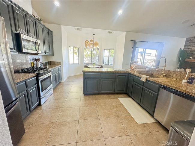 7525 Whitney Ave, House other with 4 bedrooms, 2 bathrooms and 3 parking in Yucca Valley CA | Image 11